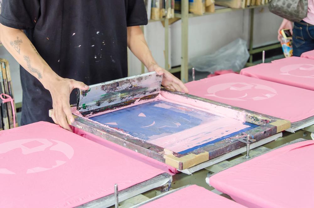 Quelle est la différence entre la sérigraphie et l'impression numérique textile ? Guadeloupe