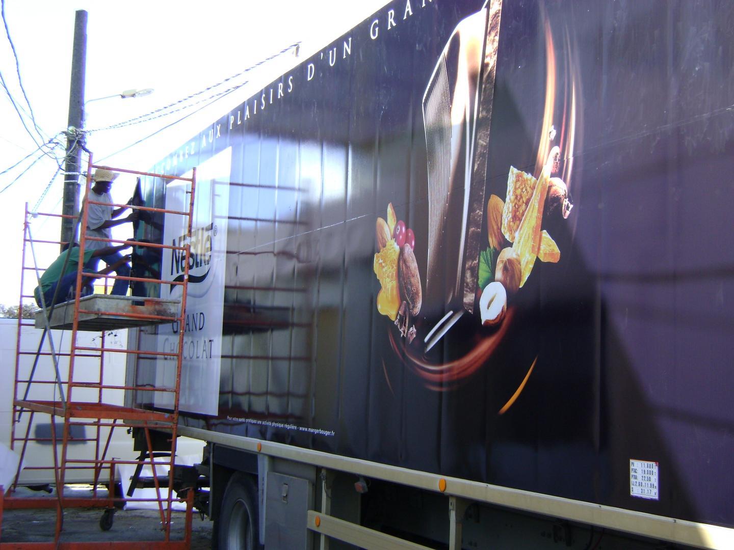 Comment choisir le bon design pour une signalétique percutante ? Guadeloupe